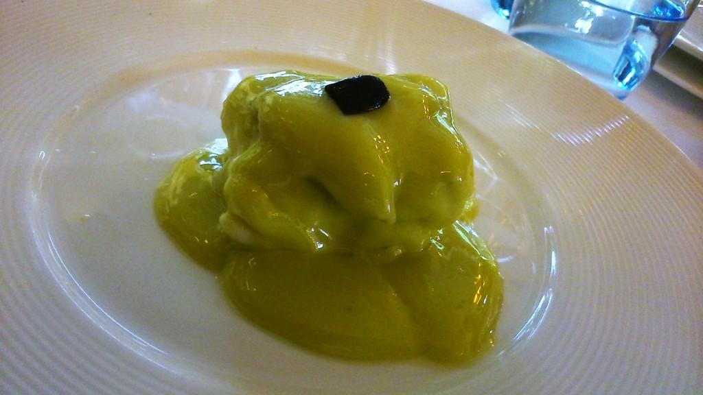 Pil-pil de cocochas, ajo negro